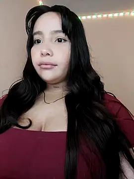 jacksyangeel2 online show from May 5, 2026, 1:47 pm