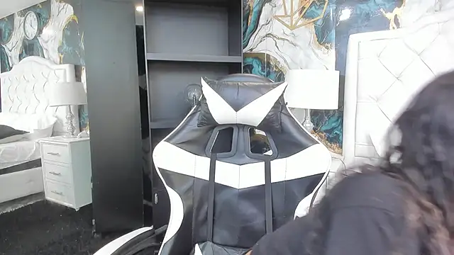 rave connor online show from December 15, 2025, 7:09 pm