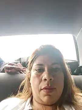 Laura-Hernandez online show from February 26, 2025, 2:59 pm