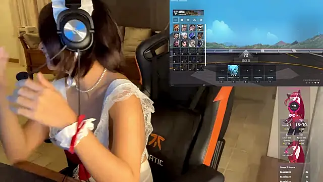 JayJaylov online show from December 25, 2024, 8:39 pm