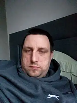 HE-M123 online show from March 24, 2026, 5:46 pm