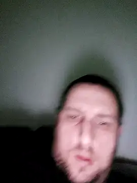 HE-M123 online show from October 15, 2025, 1:04 am