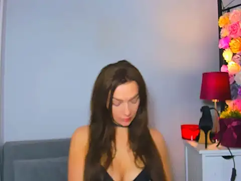 Snapshot of OliviaFantasy chatting on October 30, 2025, 7:39 am OliviaFantasy online show from October 30, 2025, 7:39 am