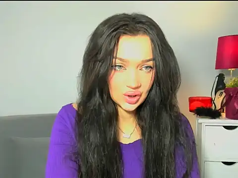 Snapshot of OliviaFantasy chatting on February 17, 2026, 8:22 am OliviaFantasy online show from February 17, 2026, 8:22 am