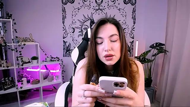 Snapshot of MelissaLovvv chatting on March 7, 2025, 3:40 am MelissaLovvv online show from March 7, 2025, 3:40 am