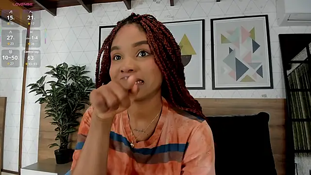 AriaFoster online show from October 5, 2025, 4:25 am