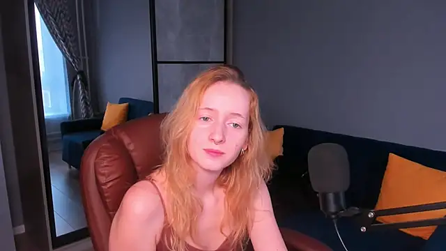OddlyFamiliar online show from December 20, 2024, 11:21 am