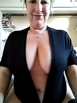 beatricesexy online show from February 16, 2025, 9:37 am