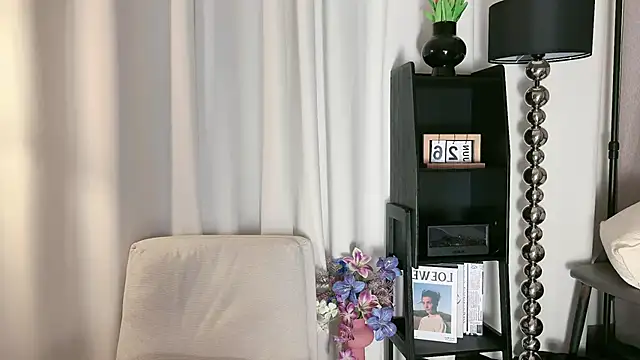 Snapshot of Fairy-HF chatting on June 27, 2026, 12:44 pm Fairy-HF online show from June 27, 2026, 12:44 pm