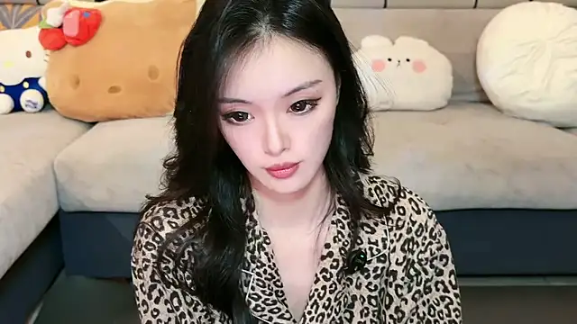 Fairy-HF online show from November 1, 2025, 10:53 am