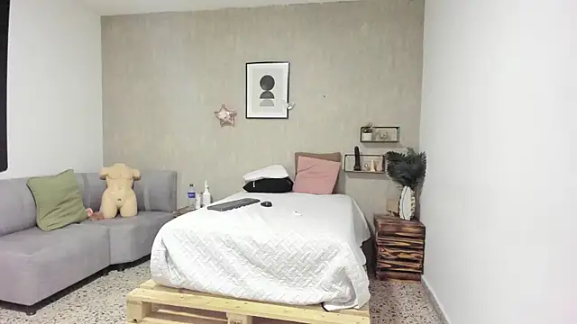 Snapshot of afrodita_martinez chatting on October 11, 2025, 6:47 am afrodita martinez online show from October 11, 2025, 6:47 am