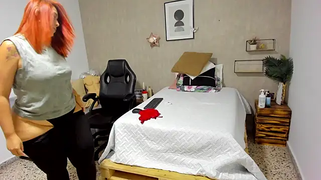 Snapshot of afrodita_martinez chatting on February 23, 2026, 2:28 pm afrodita martinez online show from February 23, 2026, 2:28 pm