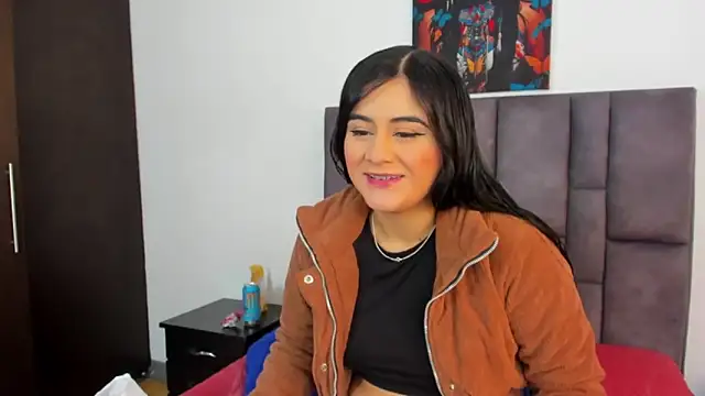 Dulce amg online show from March 21, 2025, 12:17 pm