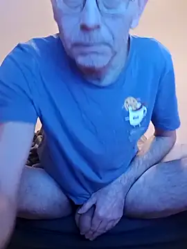 BesterJunge45 online show from February 26, 2025, 5:24 am