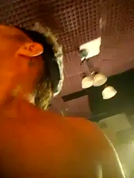 Snapshot of Lovely_milk chatting on September 18, 2025, 11:02 am Lovely milk online show from September 18, 2025, 11:02 am