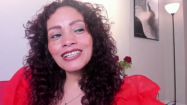 Kasandra Gomez online show from June 3, 2026, 2:33 pm