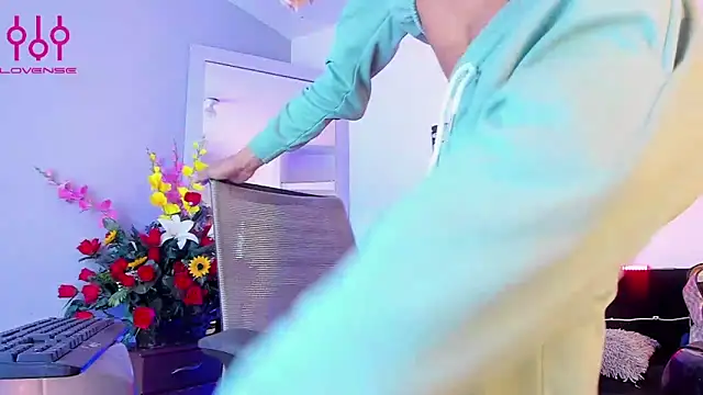 Snapshot of La_Perversa69 chatting on February 11, 2026, 7:25 pm La Perversa69 online show from February 11, 2026, 7:25 pm