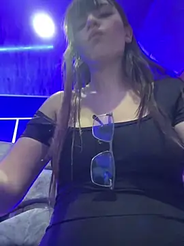 angel natural online show from October 3, 2025, 1:20 am