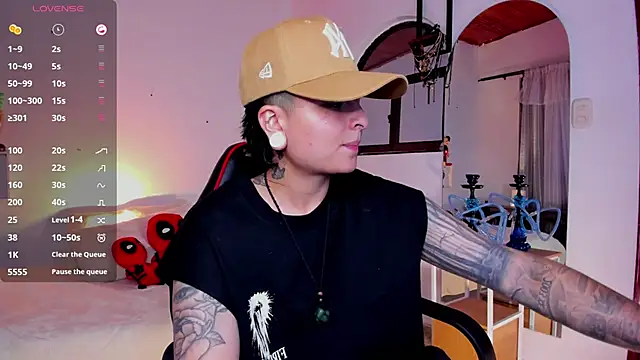 Snapshot of ZuryRamirez_ chatting on May 25, 2026, 8:29 pm ZuryRamirez online show from May 25, 2026, 8:29 pm