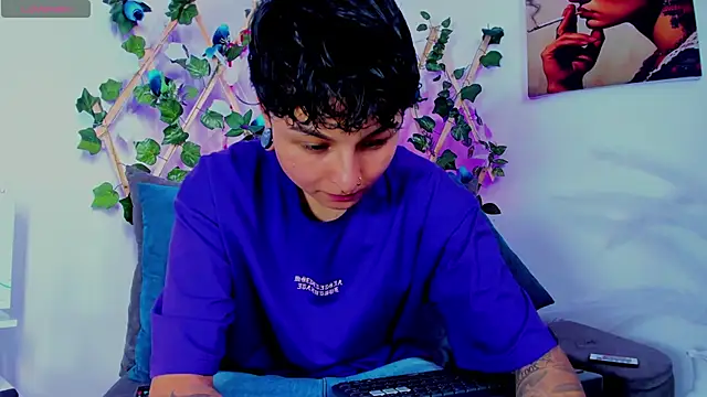 ZuryRamirez  online show from February 17, 2025, 7:33 pm