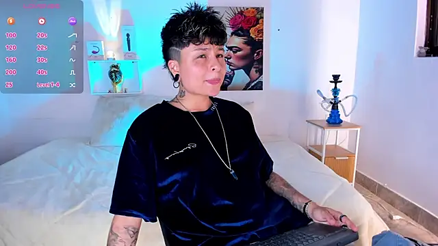 Snapshot of ZuryRamirez_ chatting on July 13, 2026, 10:53 pm ZuryRamirez online show from July 13, 2026, 10:53 pm