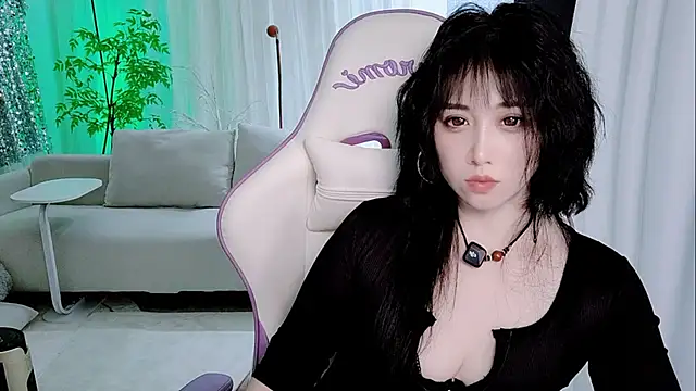 Vaness-a online show from November 16, 2025, 9:08 pm