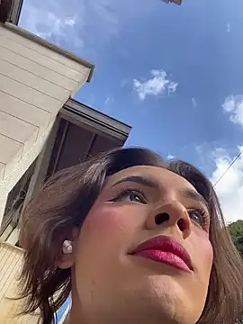 miss Ari online show from December 31, 2024, 8:56 pm