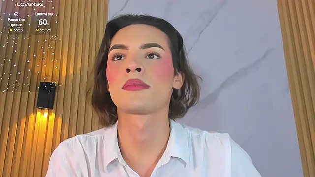 miss Ari online show from March 4, 2025, 9:22 pm