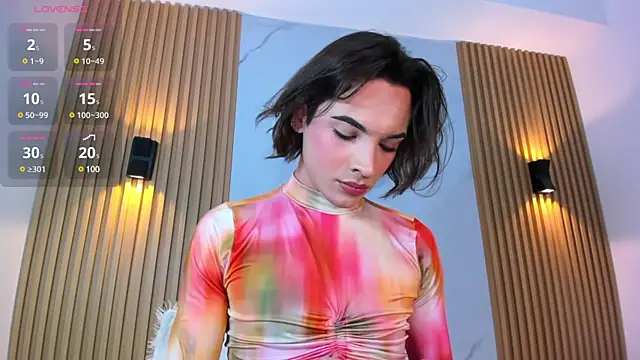 miss Ari online show from February 5, 2025, 8:04 pm