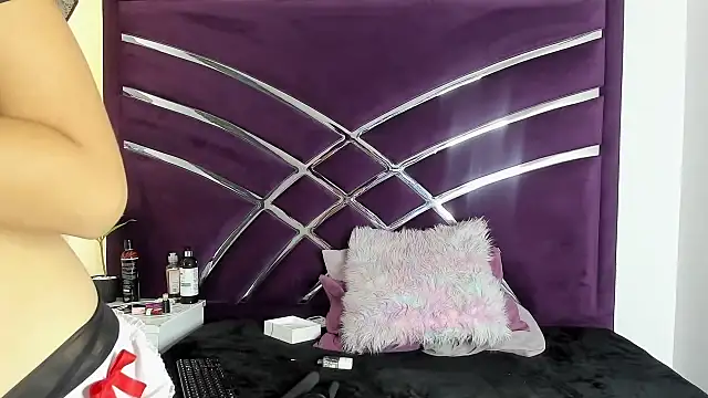 samantaht online show from March 15, 2025, 9:05 pm