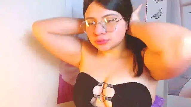 mackenhot303av online show from November 7, 2025, 12:21 pm