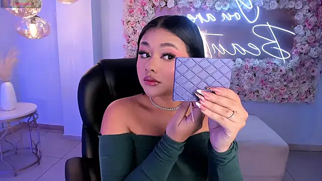 GabriellaLee online show from September 23, 2025, 2:29 am