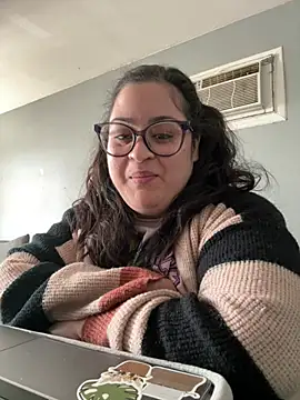 Snapshot of tillymarie34 chatting on March 9, 2025, 8:21 pm tillymarie34 online show from March 9, 2025, 8:21 pm