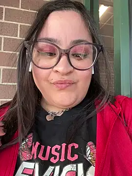 Snapshot of tillymarie34 chatting on March 13, 2025, 10:21 pm tillymarie34 online show from March 13, 2025, 10:21 pm