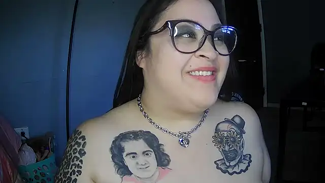 Snapshot of tillymarie34 chatting on March 14, 2025, 6:39 pm tillymarie34 online show from March 14, 2025, 6:39 pm