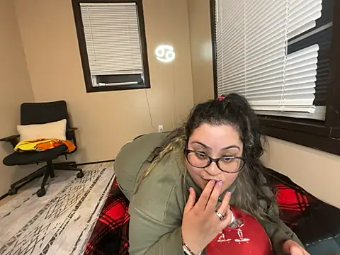 Snapshot of tillymarie34 chatting on February 11, 2026, 11:48 pm tillymarie34 online show from February 11, 2026, 11:48 pm