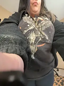 Snapshot of tillymarie34 chatting on February 15, 2026, 10:09 pm tillymarie34 online show from February 15, 2026, 10:09 pm