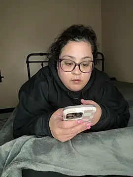 Snapshot of tillymarie34 chatting on November 30, 2025, 3:18 am tillymarie34 online show from November 30, 2025, 3:18 am