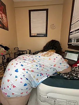 Snapshot of tillymarie34 chatting on May 28, 2026, 3:03 am tillymarie34 online show from May 28, 2026, 3:03 am