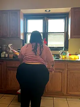 Snapshot of tillymarie34 chatting on October 16, 2025, 3:42 pm tillymarie34 online show from October 16, 2025, 3:42 pm