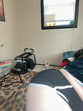 tillymarie34 online show from July 9, 2026, 4:06 pm