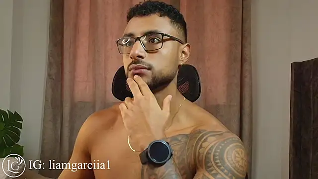 LiamGarcia1 online show from March 19, 2025, 5:50 pm