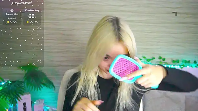 Ashley S online show from November 4, 2025, 11:08 pm