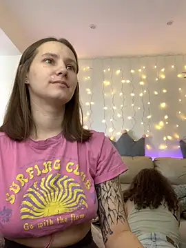 HotCaramellsTV online show from October 8, 2025, 9:11 am