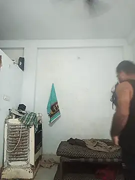 pintuS40 online show from November 6, 2025, 3:10 am