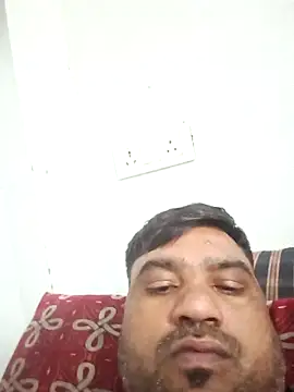 Snapshot of pintuS40 chatting on February 14, 2026, 8:25 am pintuS40 online show from February 14, 2026, 8:25 am