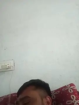 Snapshot of pintuS40 chatting on February 16, 2026, 5:28 am pintuS40 online show from February 16, 2026, 5:28 am