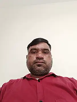Snapshot of pintuS40 chatting on August 3, 2026, 10:32 am pintuS40 online show from August 3, 2026, 10:32 am