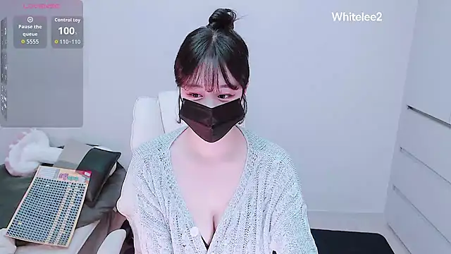 whitelee2 online show from November 1, 2025, 12:43 pm