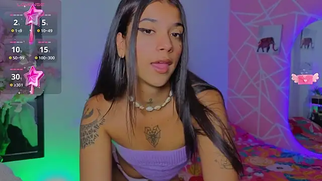 CoralRigan online show from December 15, 2025, 12:16 am